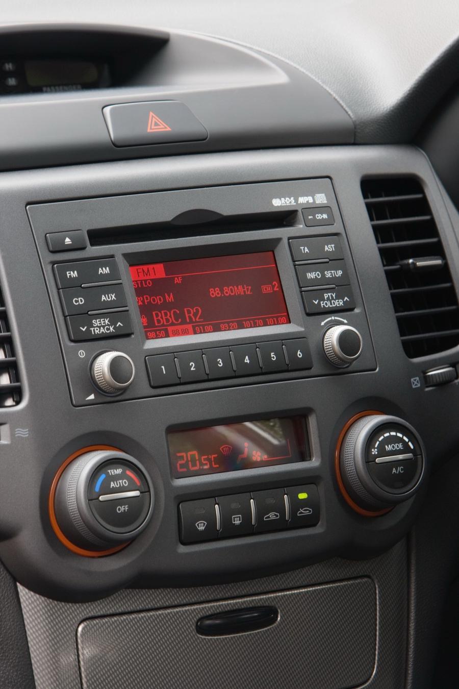  Kia Magentis 2009 года  (фото 6 из 108)